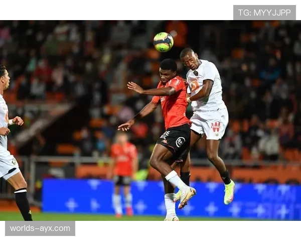 巴黎FC0-1里尔，让-布安体育场告负